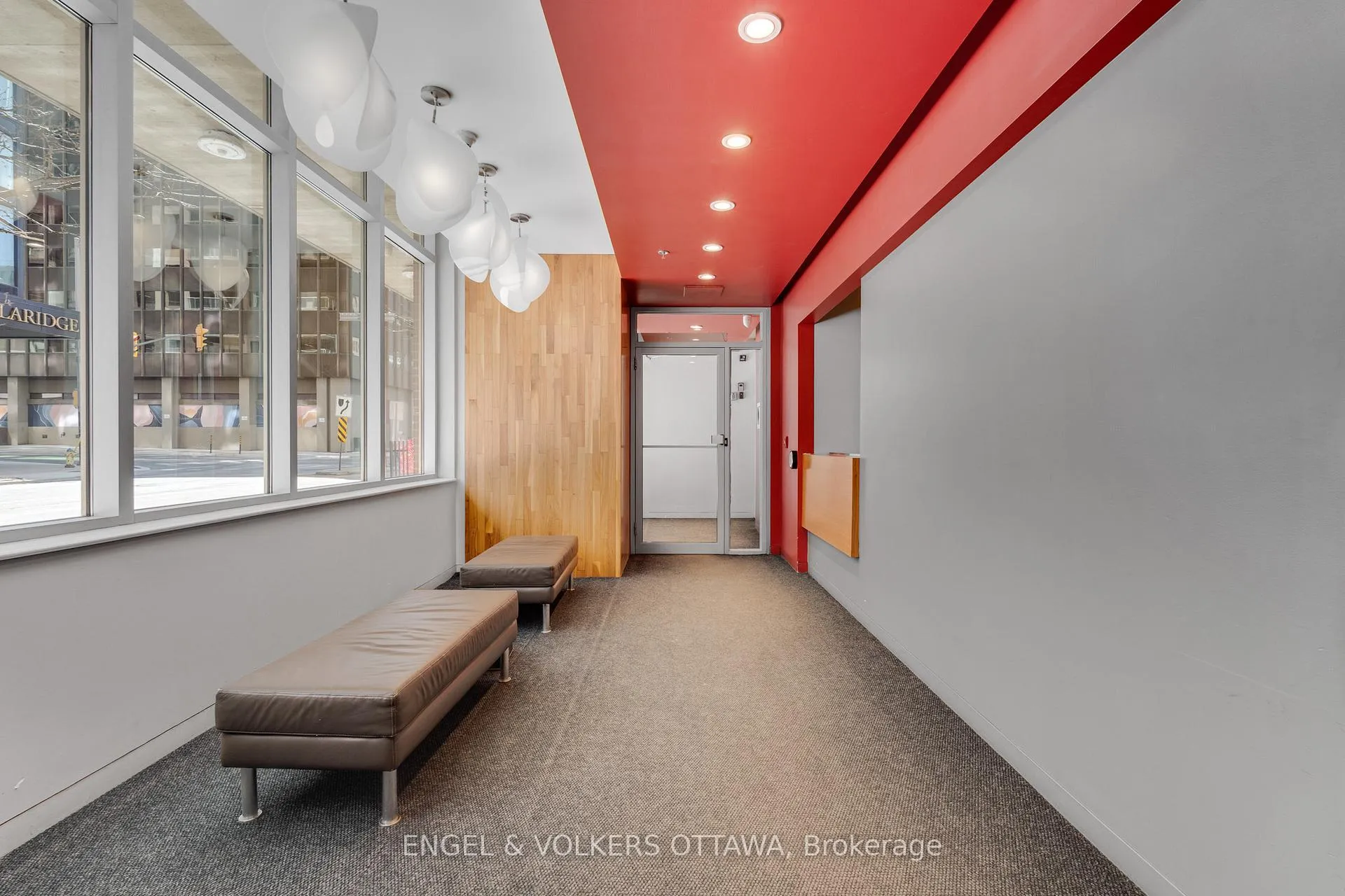 Photo 3 of Unit 903, 179 George Street, Ottawa, Lower Town/Byward Market — HOMEH