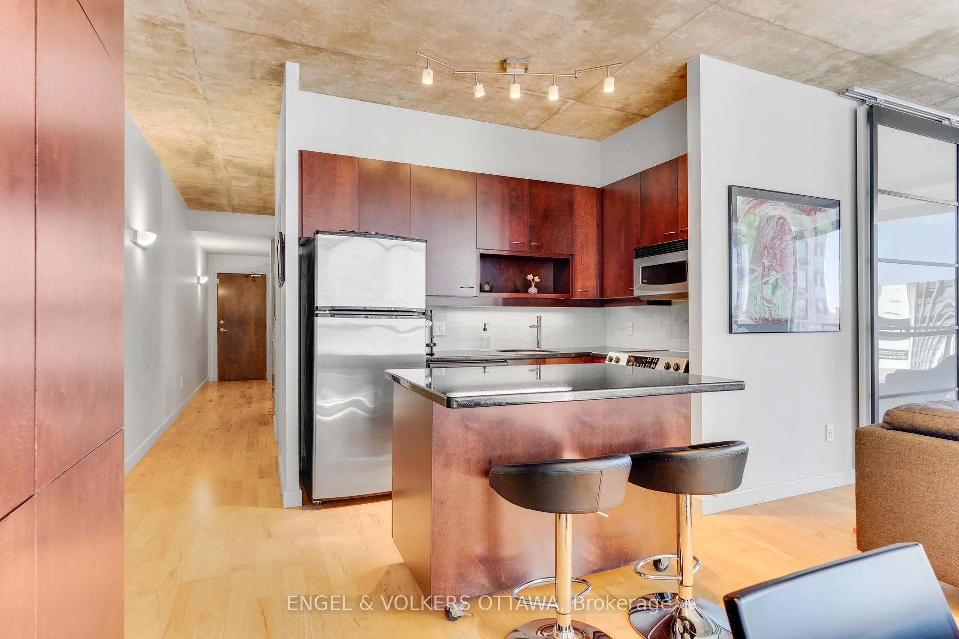 Photo 11 of Unit 903, 179 George Street, Ottawa, Lower Town/Byward Market — HOMEH