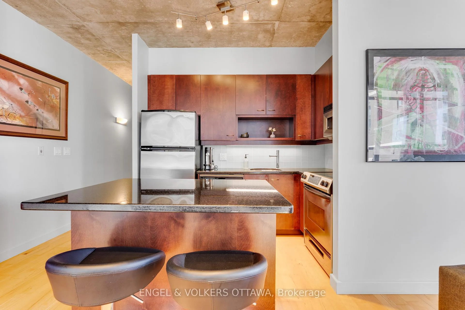 Photo 13 of Unit 903, 179 George Street, Ottawa, Lower Town/Byward Market — HOMEH