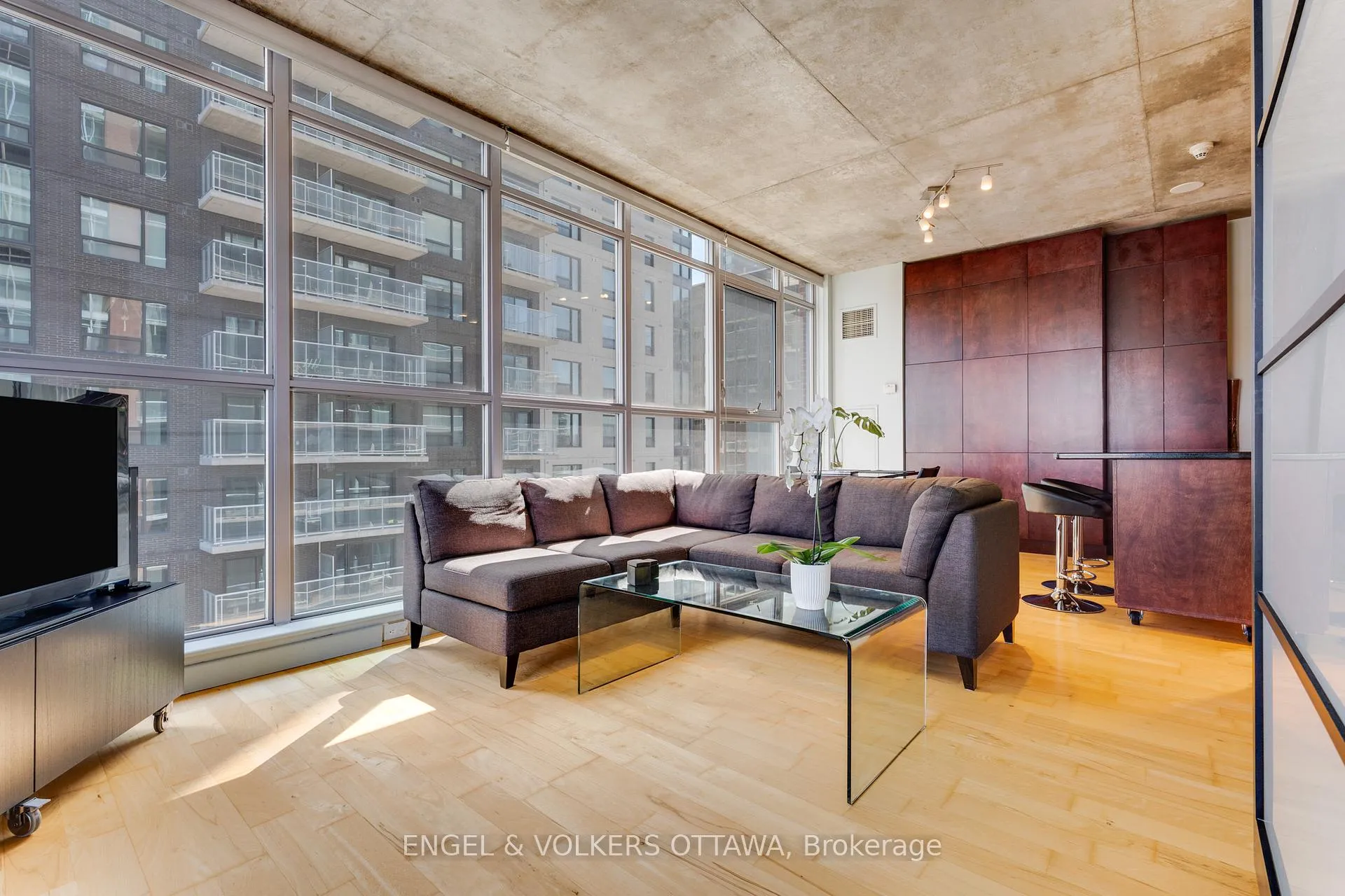 Photo 24 of Unit 903, 179 George Street, Ottawa, Lower Town/Byward Market — HOMEH