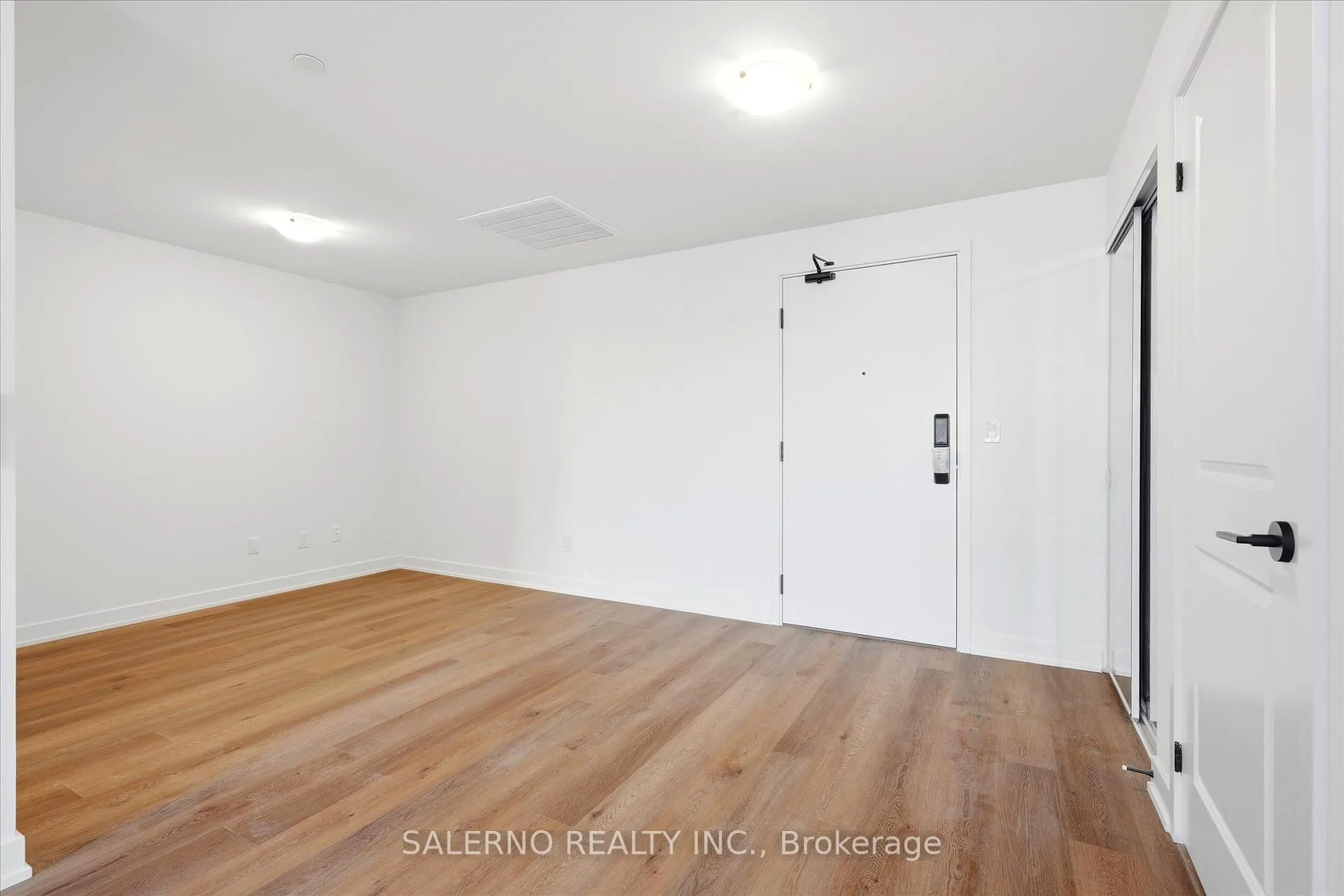 Photo 5 of Unit 305, 2075 Lakeshore Road, Burlington, Brant — HOMEH