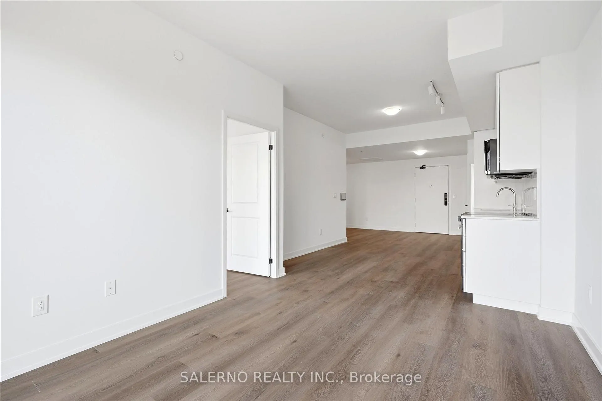 Photo 14 of Unit 305, 2075 Lakeshore Road, Burlington, Brant — HOMEH