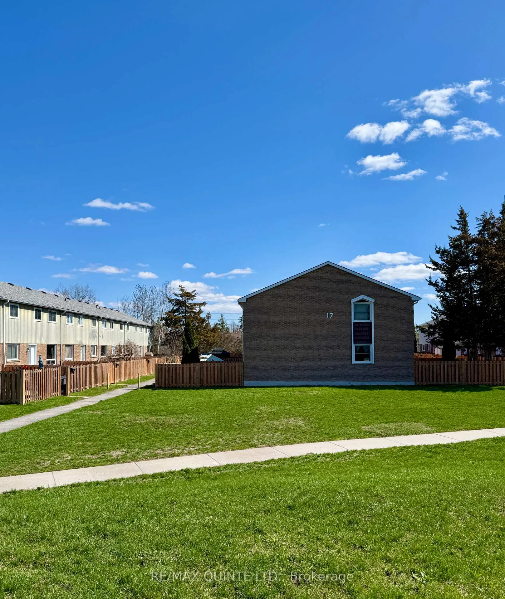 Photo 26 of Unit 25, 17 Tracey Park Drive, Belleville, Belleville Ward — HOMEH