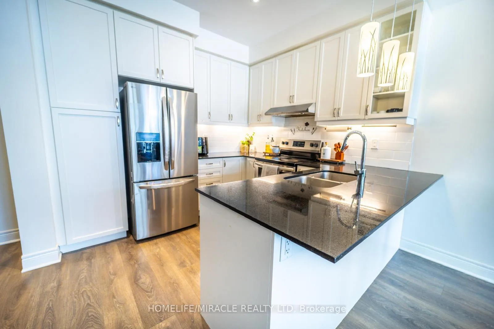Photo 10 of 1293 Clarriage Court, Milton, Ford — HOMEH