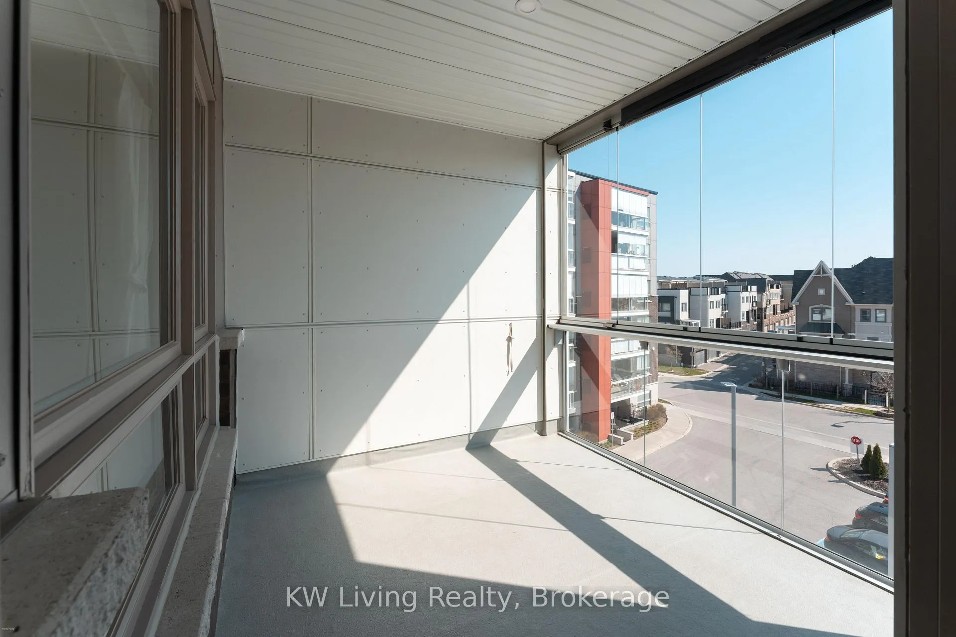 Photo 13 of Unit 402, 58 Adam Sellers Street, Markham, Cornell — HOMEH