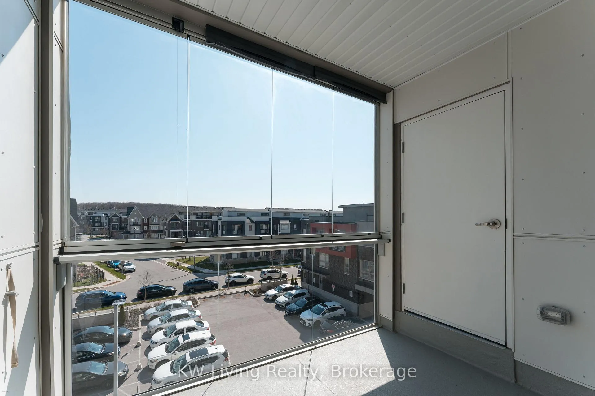 Photo 14 of Unit 402, 58 Adam Sellers Street, Markham, Cornell — HOMEH