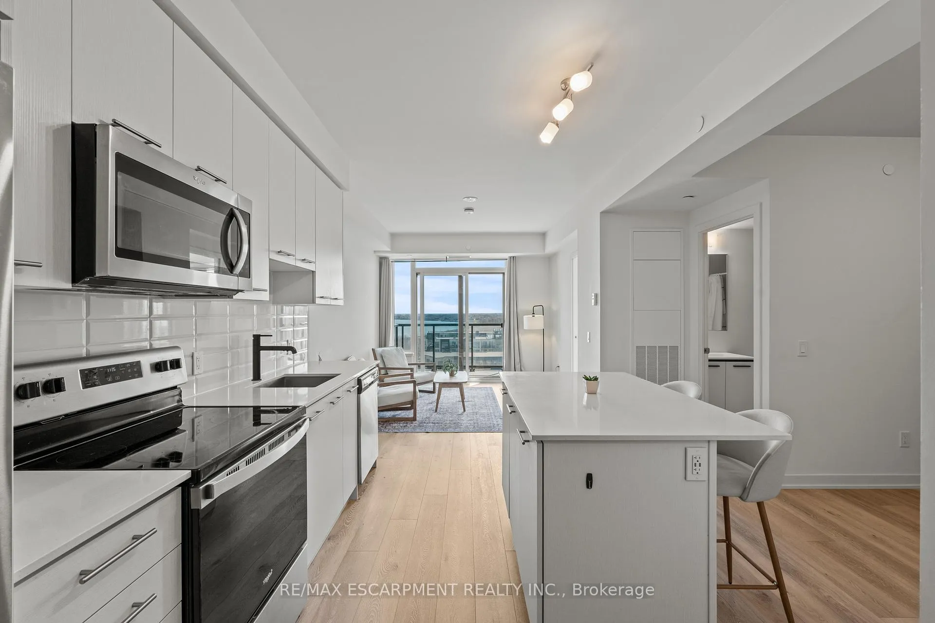 Photo 8 of Unit 1110, 385 Winston Road, Grimsby, Grimsby Beach — HOMEH