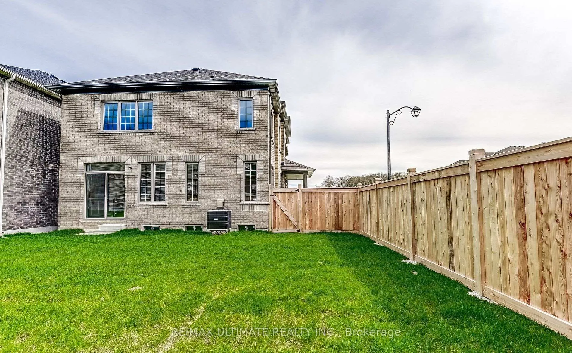 Photo 34 of 439 Black Cherry Crescent, Shelburne — HOMEH