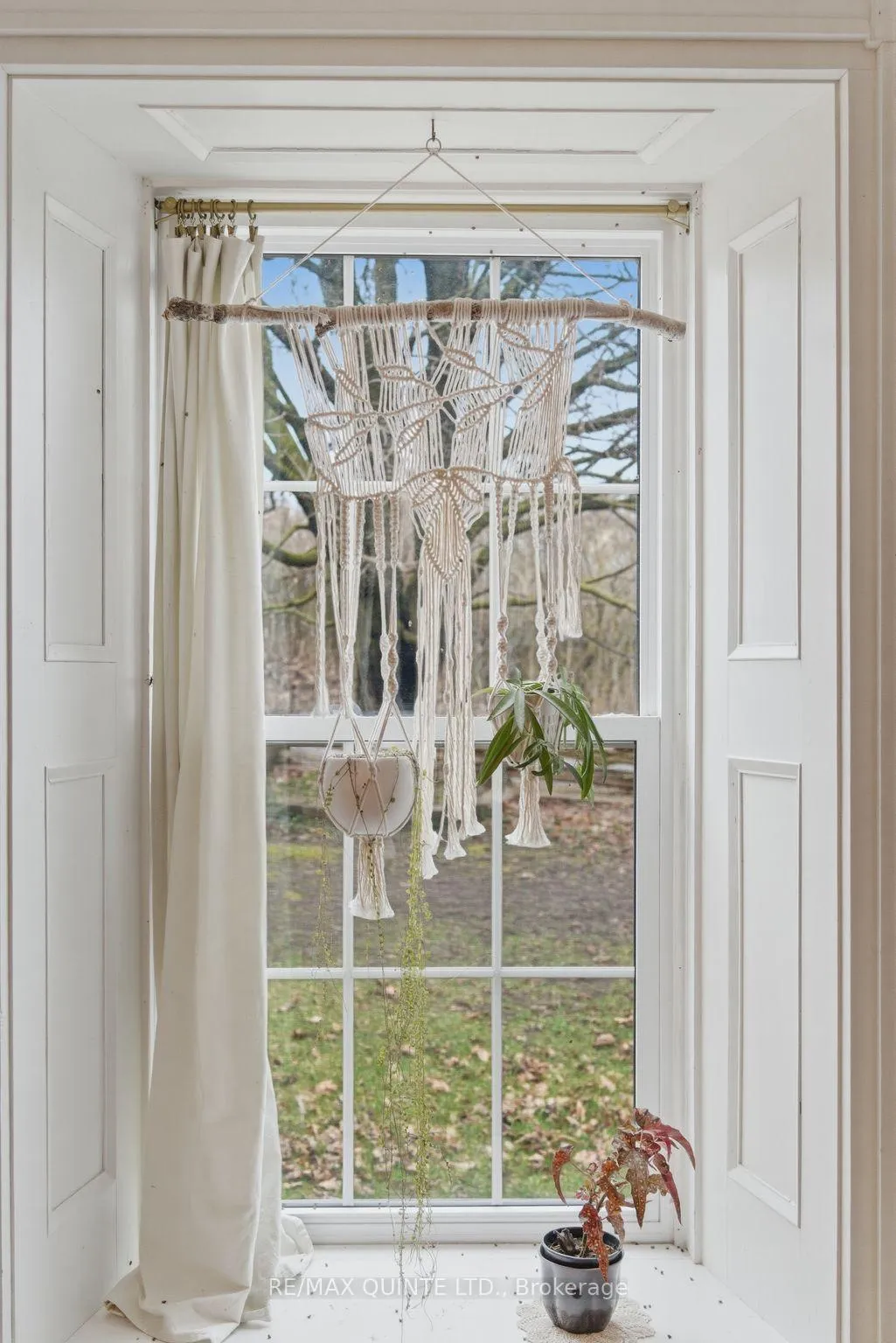 Photo 7 of 1405 Clearview Road, Centre Hastings — HOMEH