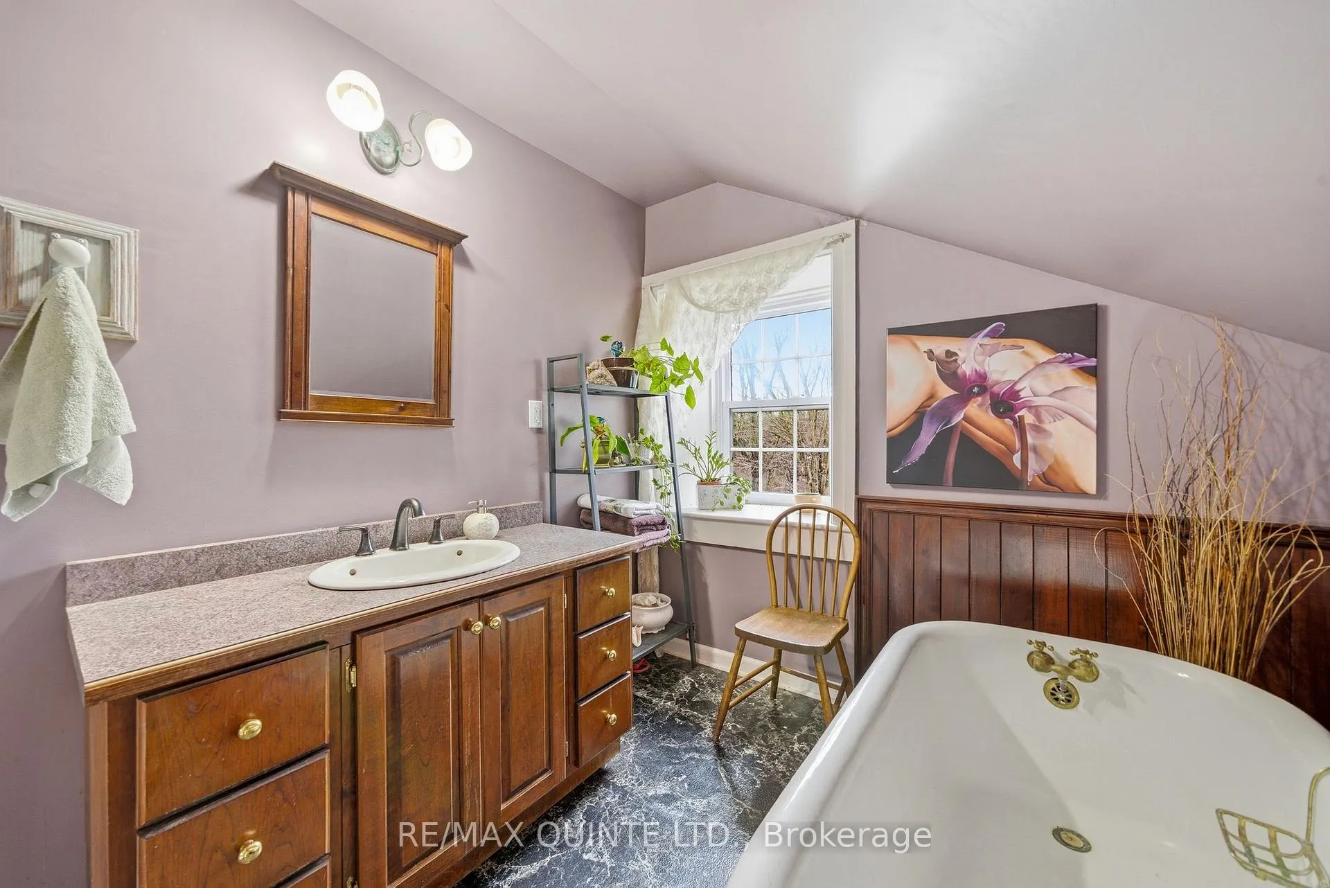 Photo 24 of 1405 Clearview Road, Centre Hastings — HOMEH