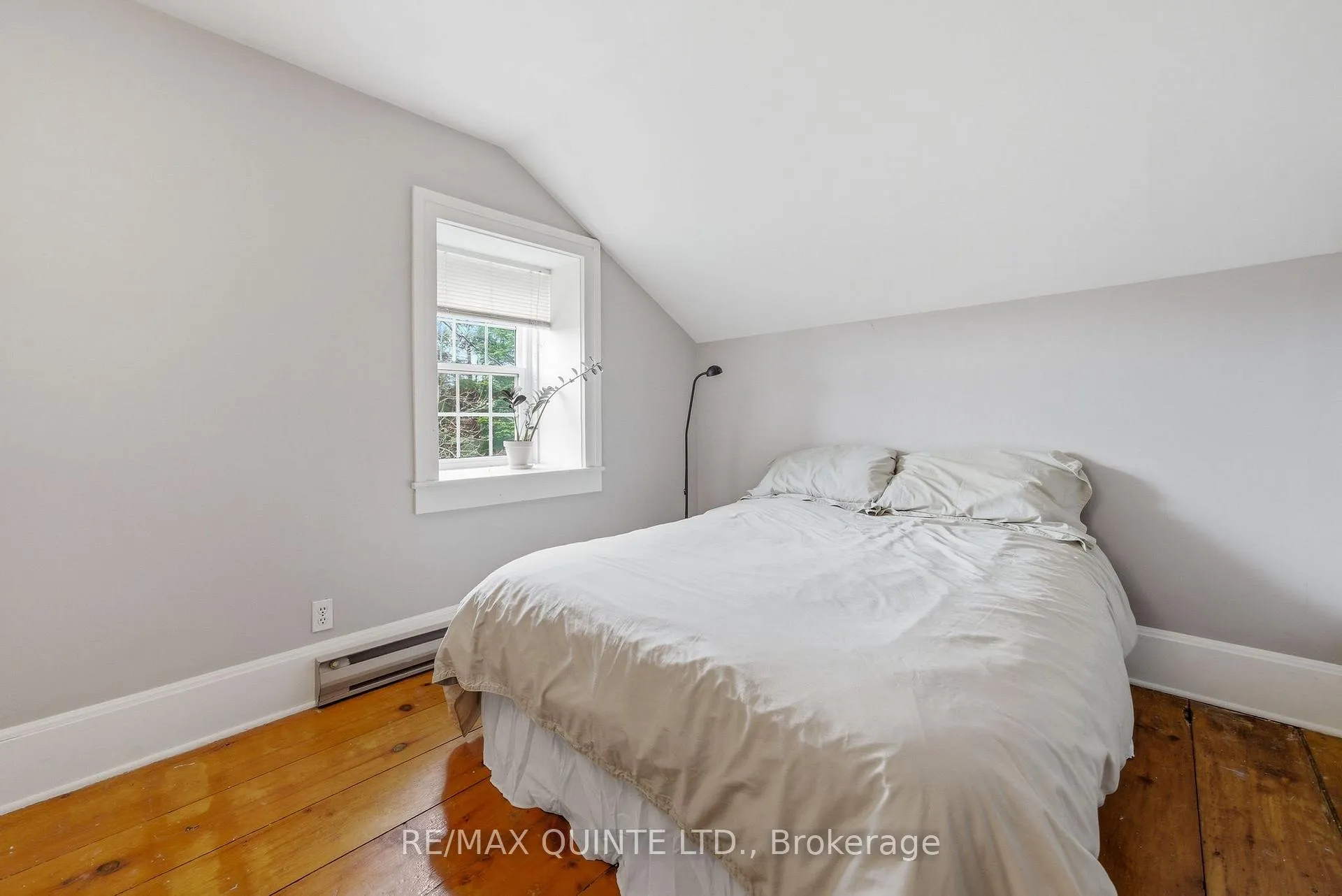 Photo 25 of 1405 Clearview Road, Centre Hastings — HOMEH