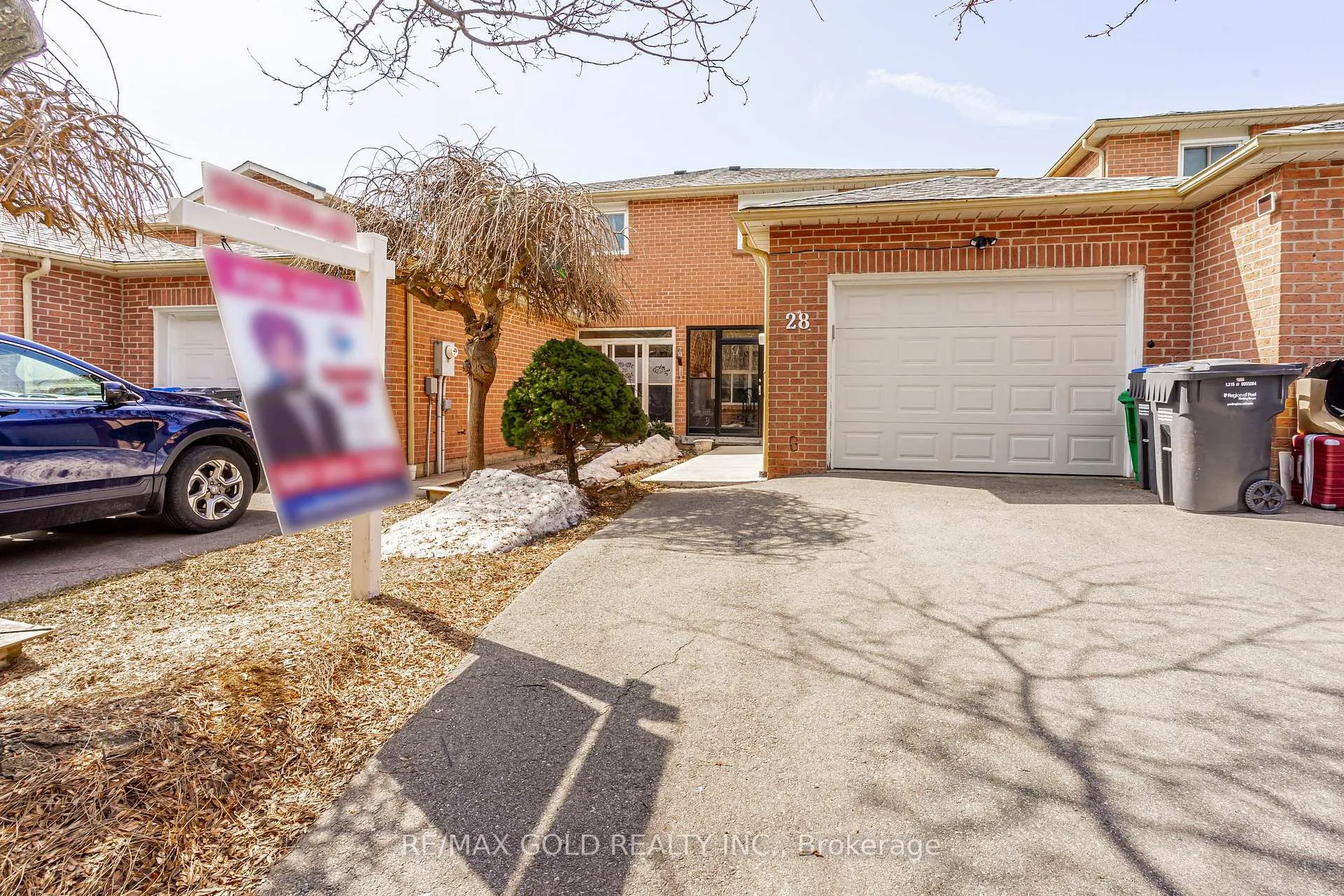 Photo 1 of 28 Silverstream Road, Brampton, Heart Lake West — HOMEH