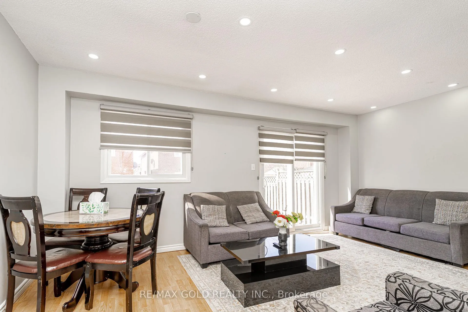 Photo 9 of 28 Silverstream Road, Brampton, Heart Lake West — HOMEH