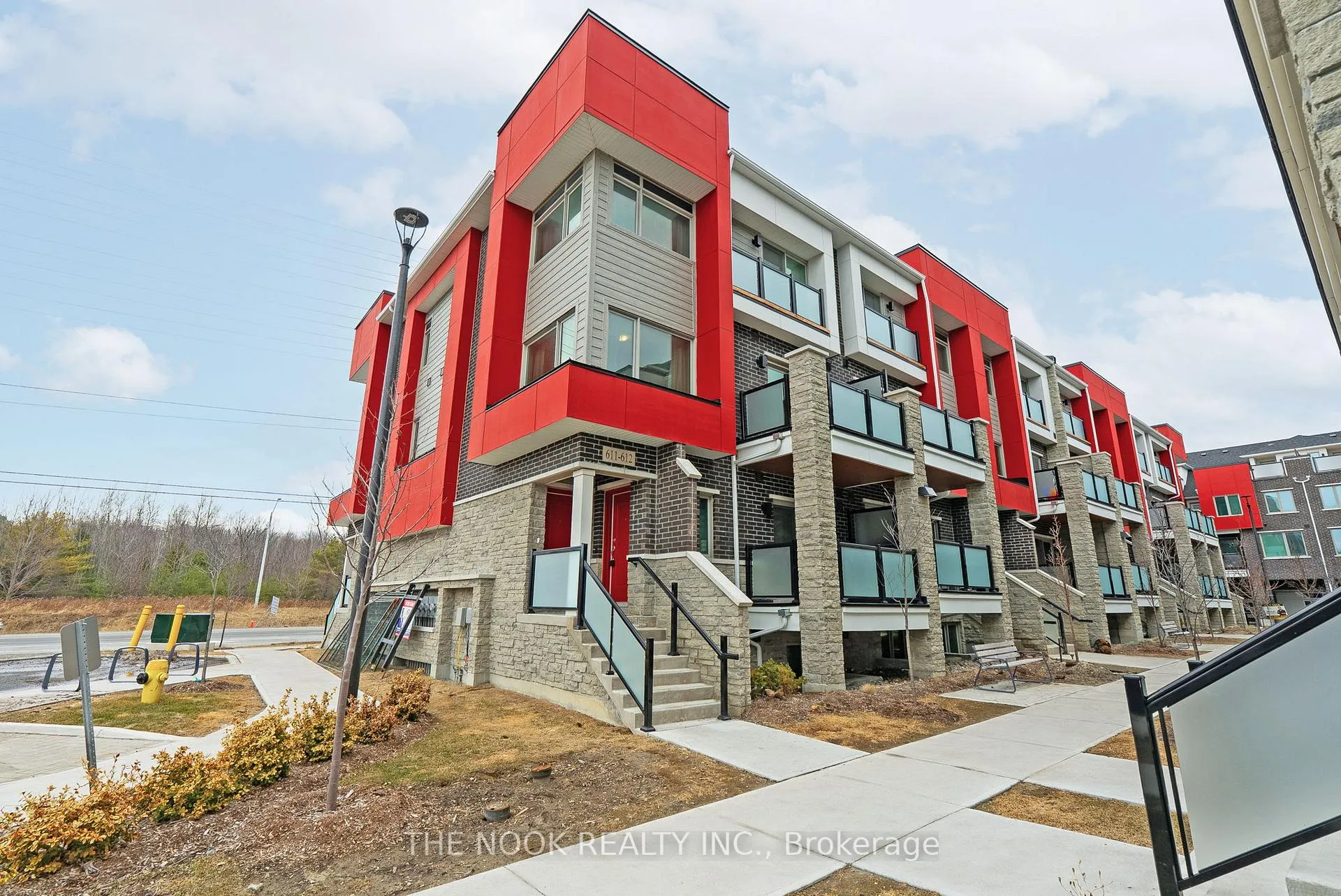 Photo 1 of Unit 612, 1034 Reflection Place, Pickering, Rural Pickering — HOMEH