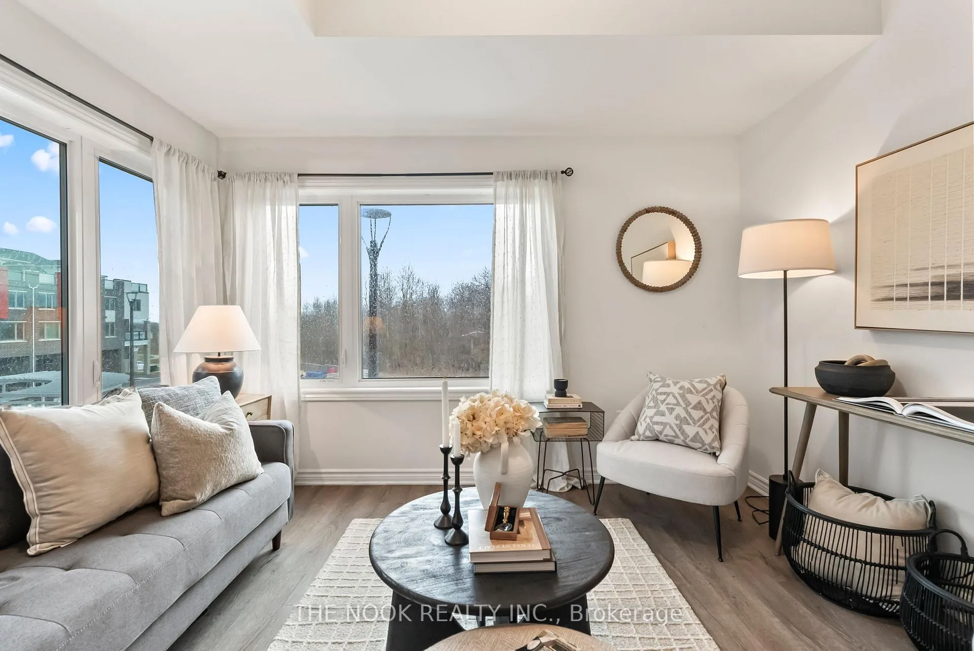 Photo 9 of Unit 612, 1034 Reflection Place, Pickering, Rural Pickering — HOMEH