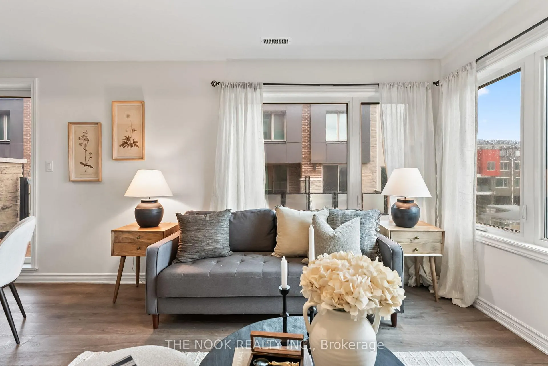 Photo 10 of Unit 612, 1034 Reflection Place, Pickering, Rural Pickering — HOMEH
