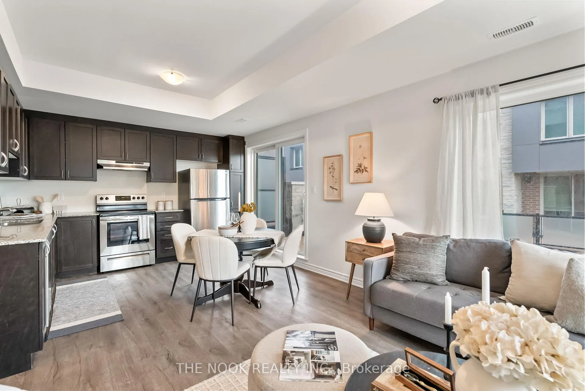 Photo 14 of Unit 612, 1034 Reflection Place, Pickering, Rural Pickering — HOMEH