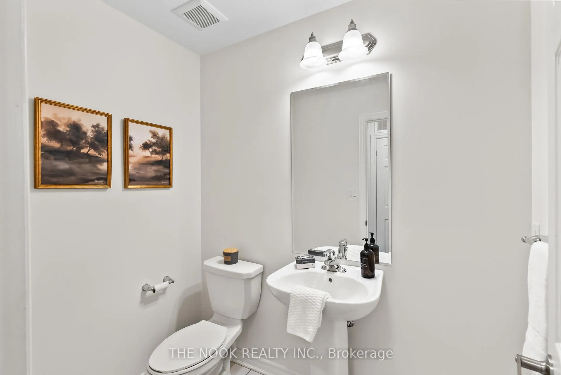 Photo 24 of Unit 612, 1034 Reflection Place, Pickering, Rural Pickering — HOMEH