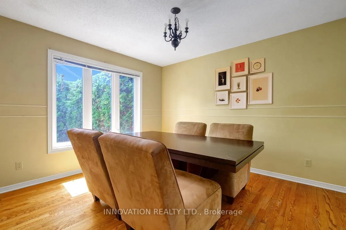 Photo 3 of 25 Spindle Way, Ottawa, Stittsville (South) — HOMEH