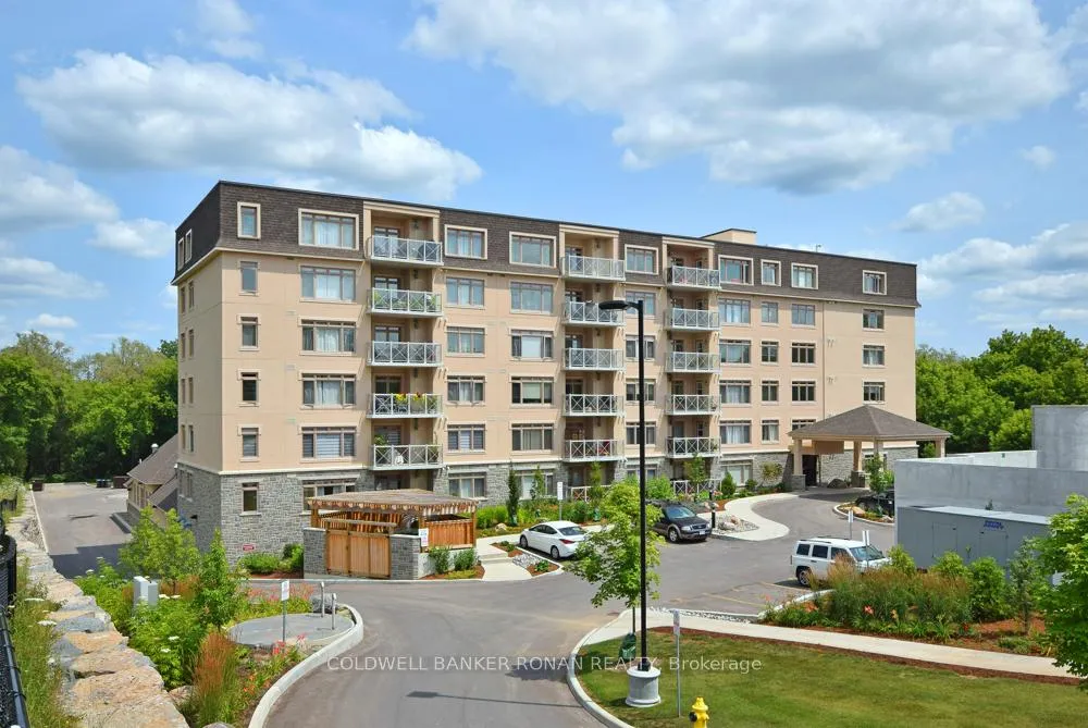 Photo 1 of Unit 401, 149 Church Street, King, Schomberg — HOMEH