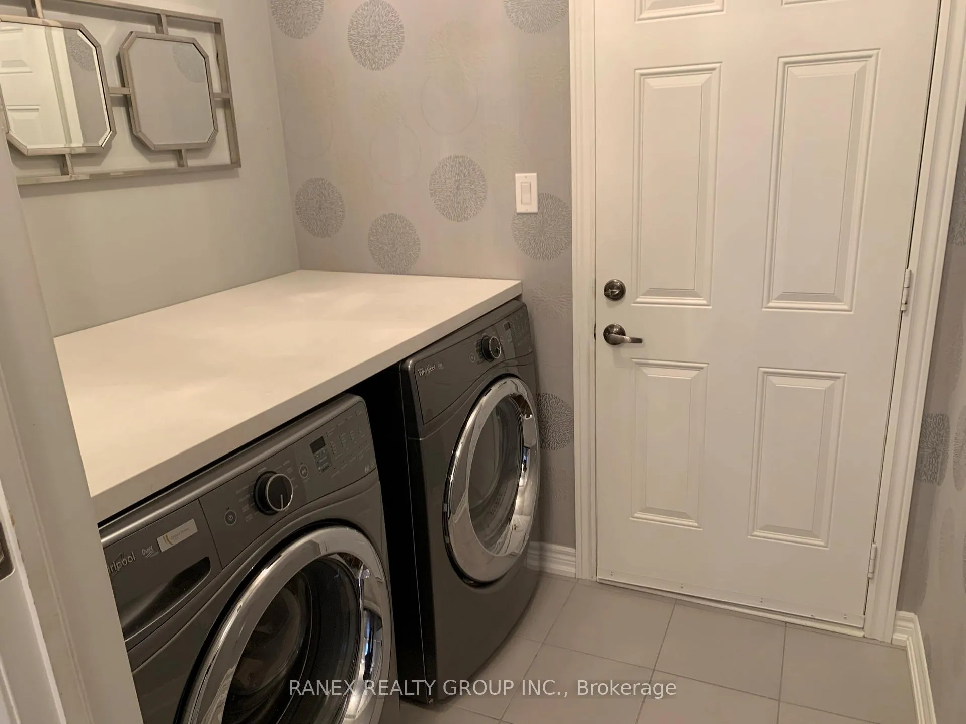 Photo 18 of 20 Muzzo Drive, Brampton, Sandringham-Wellington — HOMEH