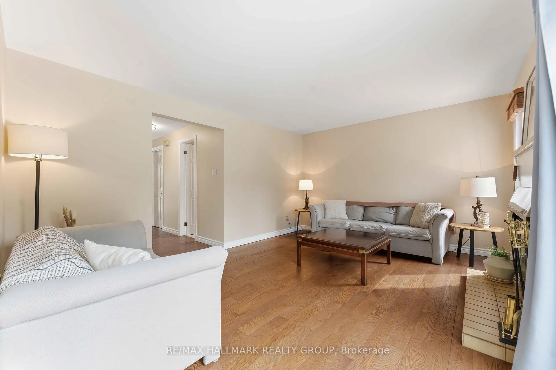 Photo 14 of 6033 Meadowglen Drive, Ottawa, Chapel Hill — HOMEH