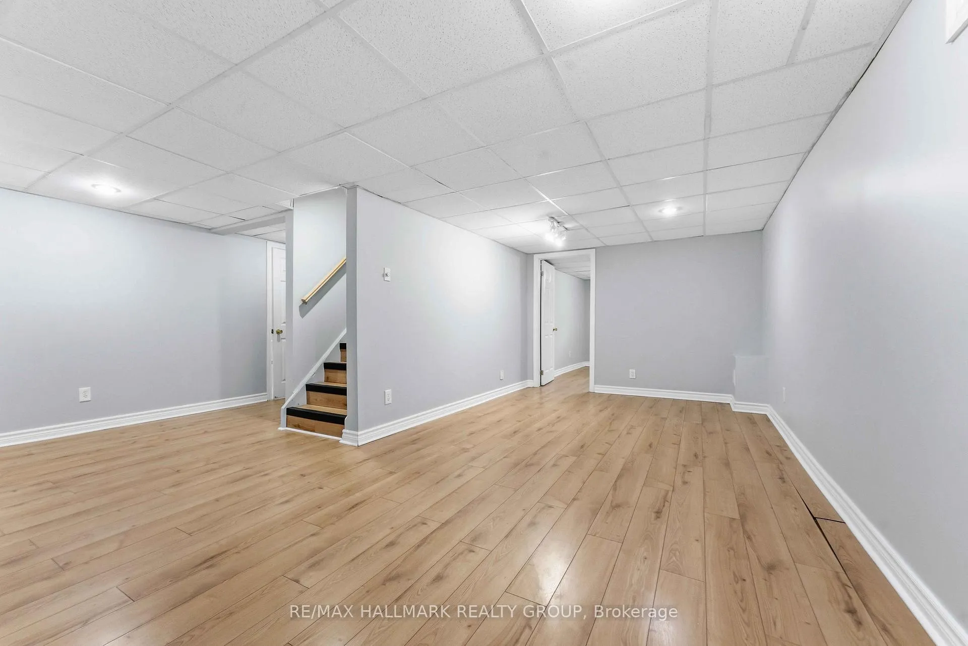 Photo 30 of 6033 Meadowglen Drive, Ottawa, Chapel Hill — HOMEH