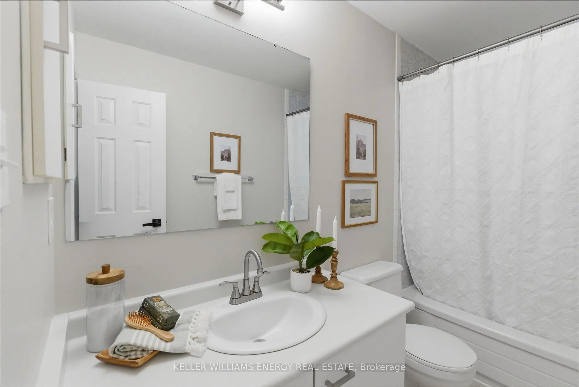 Photo 15 of 35 Teddington Crescent, Whitby, Pringle Creek — HOMEH