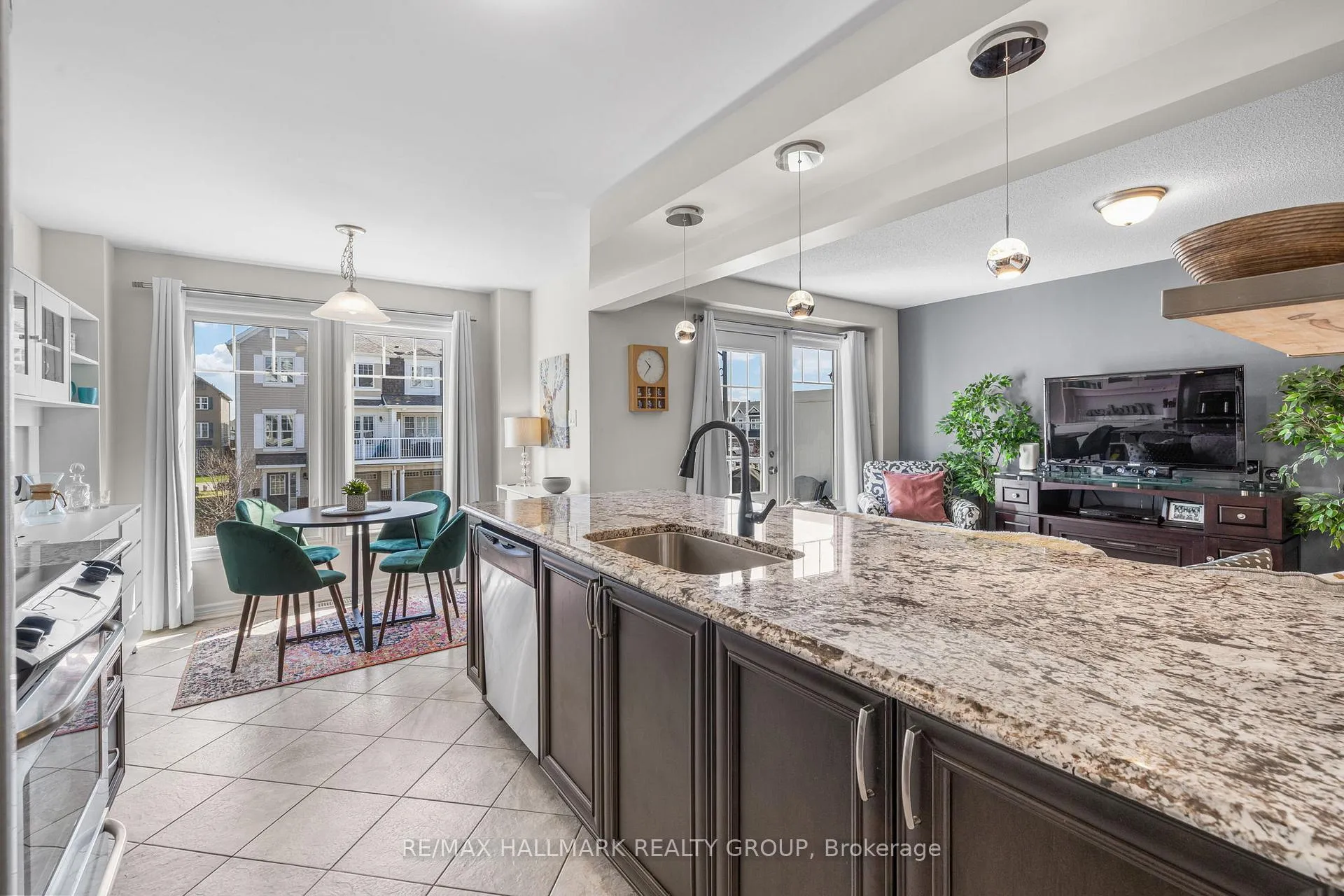 Photo 18 of 119 Helenium Lane, Ottawa, Avalon West — HOMEH