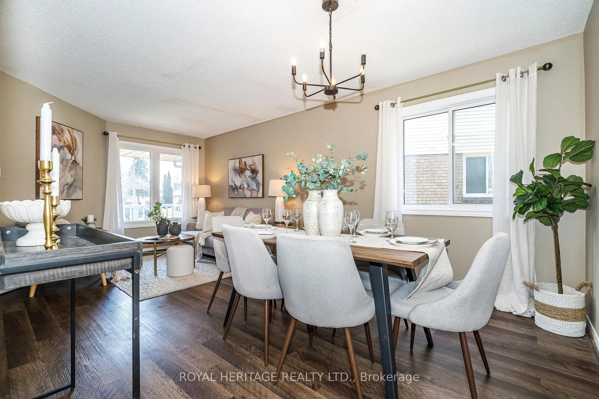 Photo 7 of 67 hughes Crescent, Ajax, Central — HOMEH
