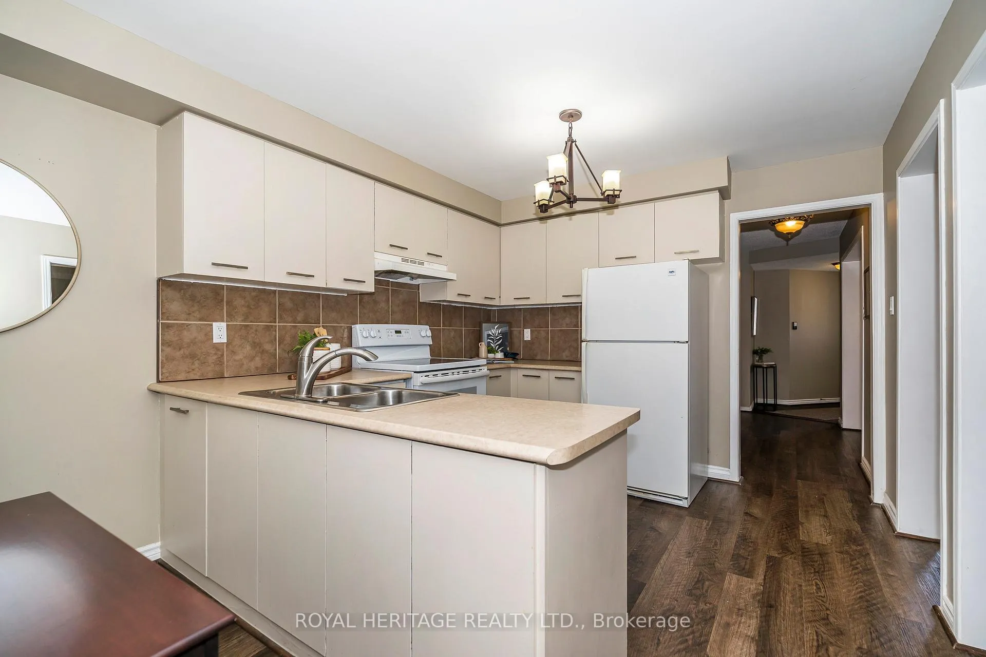 Photo 12 of 67 hughes Crescent, Ajax, Central — HOMEH