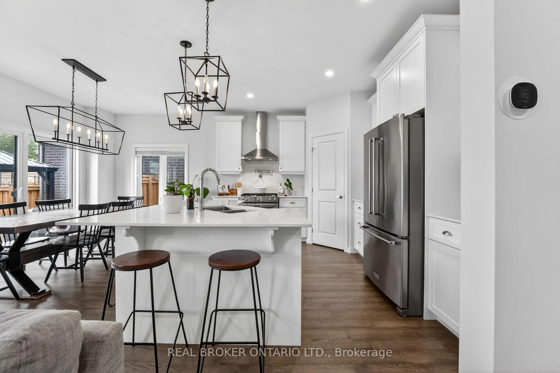 Photo 15 of 3980 Highland Park Drive, Lincoln, Beamsville — HOMEH