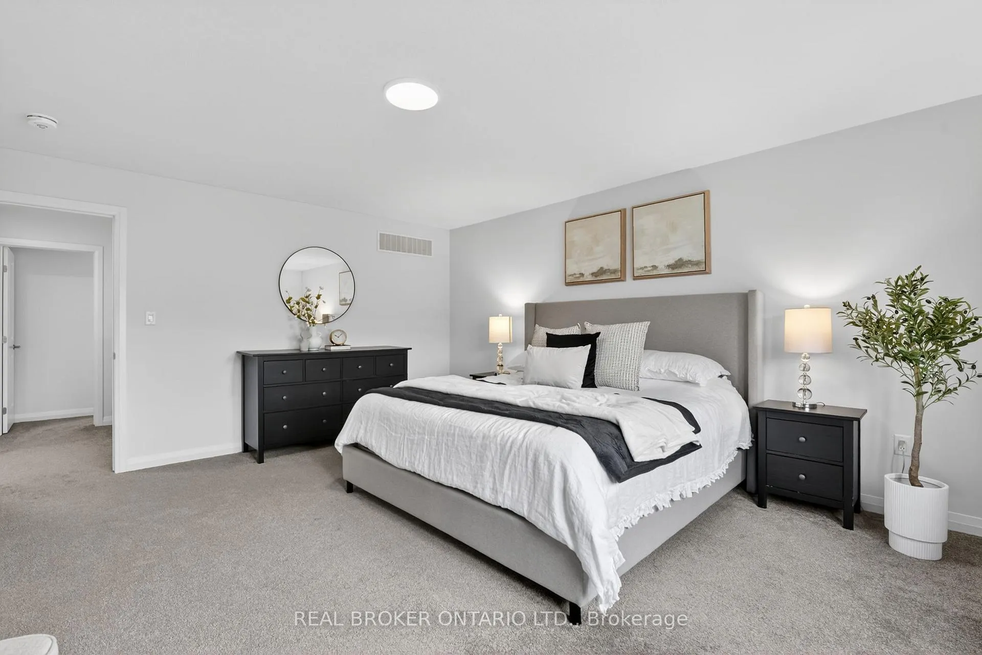 Photo 21 of 3980 Highland Park Drive, Lincoln, Beamsville — HOMEH