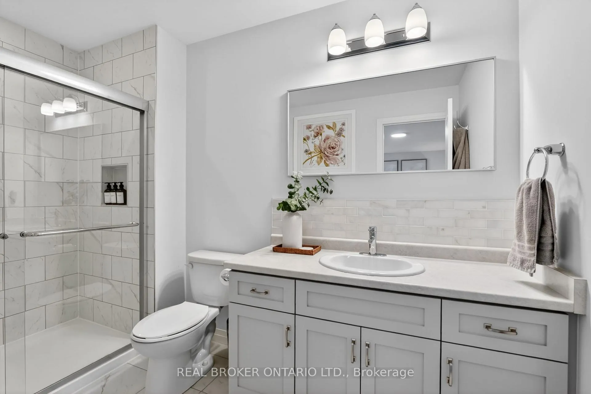 Photo 23 of 3980 Highland Park Drive, Lincoln, Beamsville — HOMEH