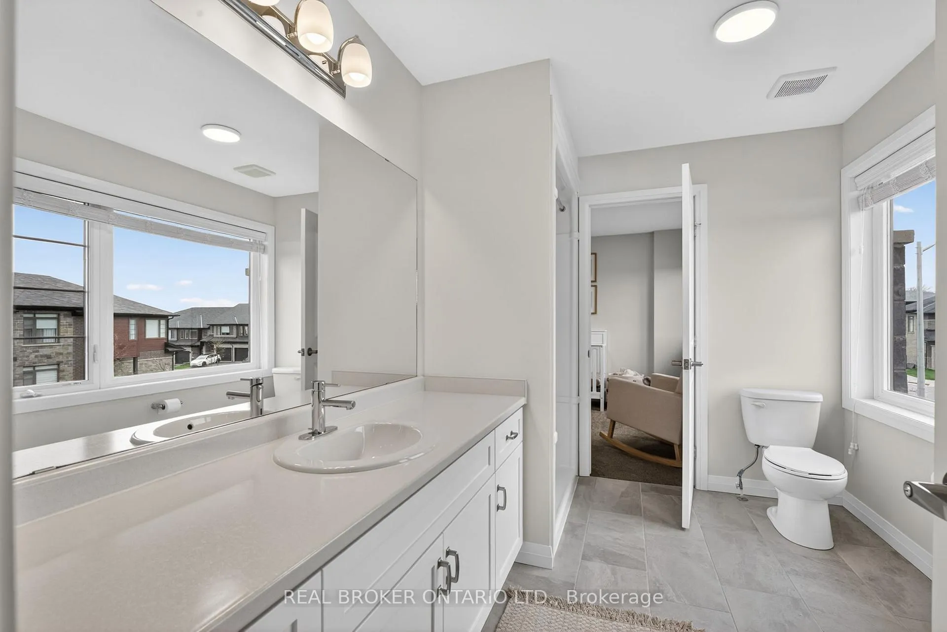 Photo 27 of 3980 Highland Park Drive, Lincoln, Beamsville — HOMEH