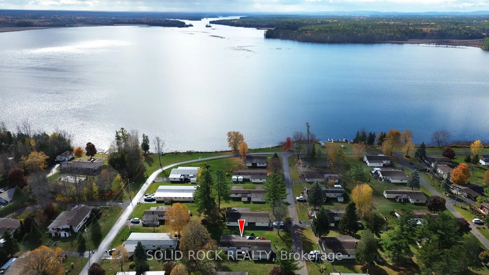 Photo 6 of 26 Evergreen Lane, McNab/Braeside, Mcnab/Braeside Twps — HOMEH