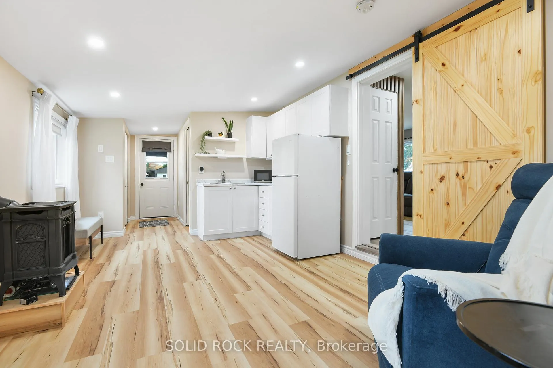 Photo 21 of 26 Evergreen Lane, McNab/Braeside, Mcnab/Braeside Twps — HOMEH