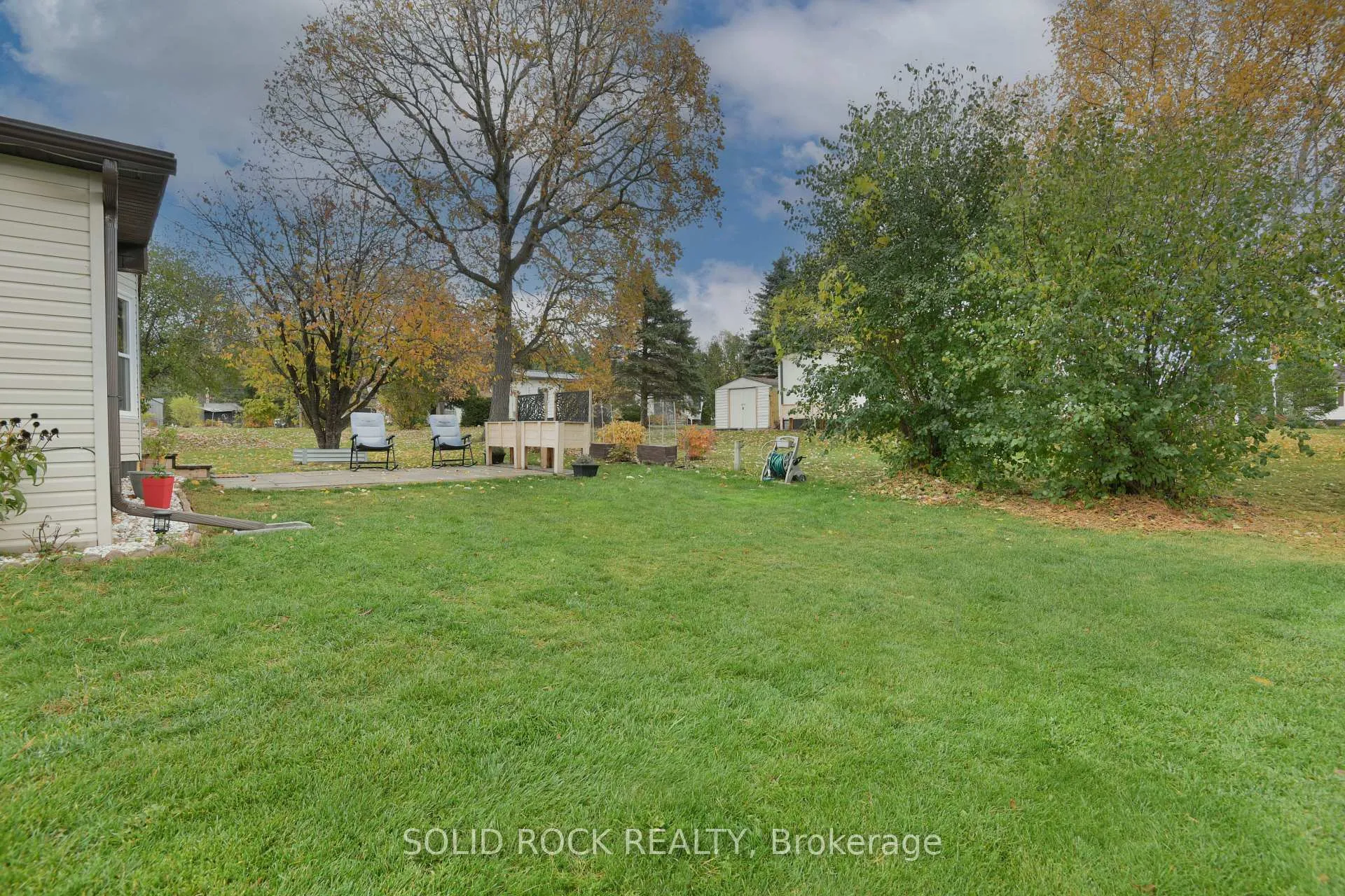 Photo 41 of 26 Evergreen Lane, McNab/Braeside, Mcnab/Braeside Twps — HOMEH