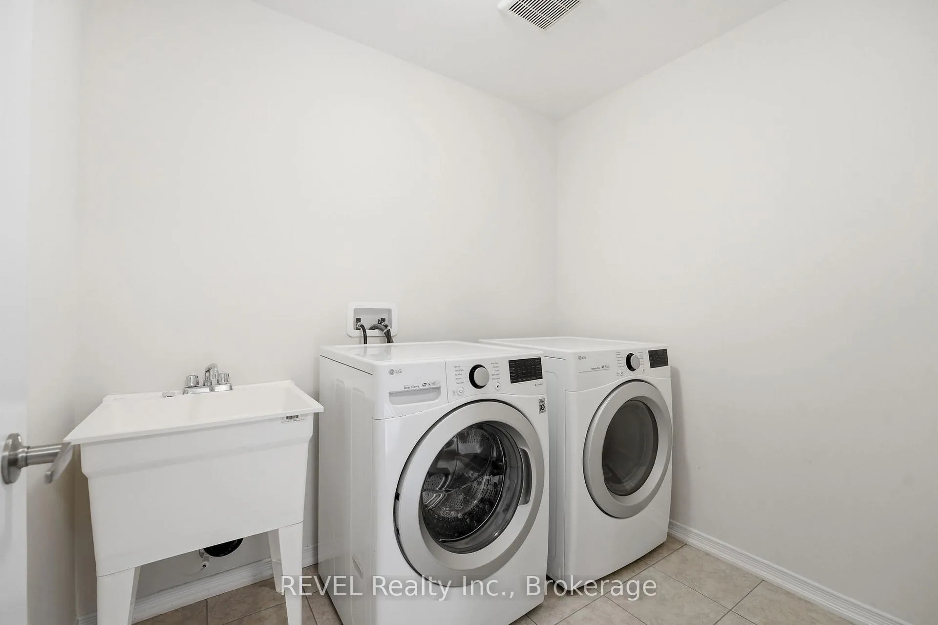 Photo 32 of 67 Esther Crescent, Thorold, Hurricane/Merrittville — HOMEH