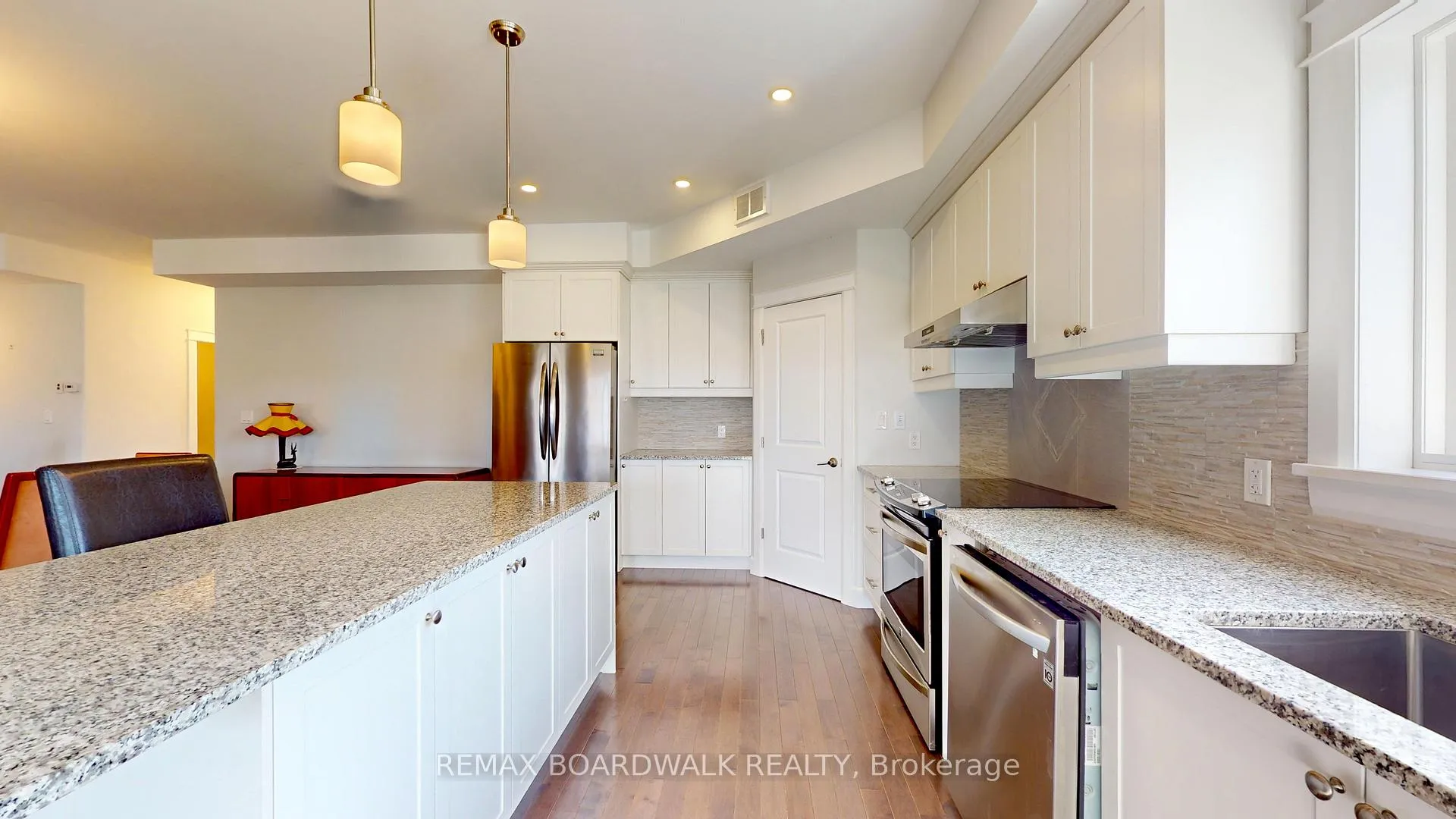 Photo 12 of 19 Donaldson Court, Brockville — HOMEH