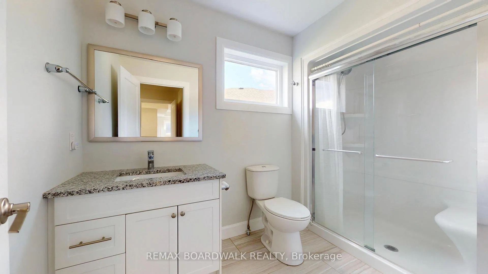 Photo 20 of 19 Donaldson Court, Brockville — HOMEH