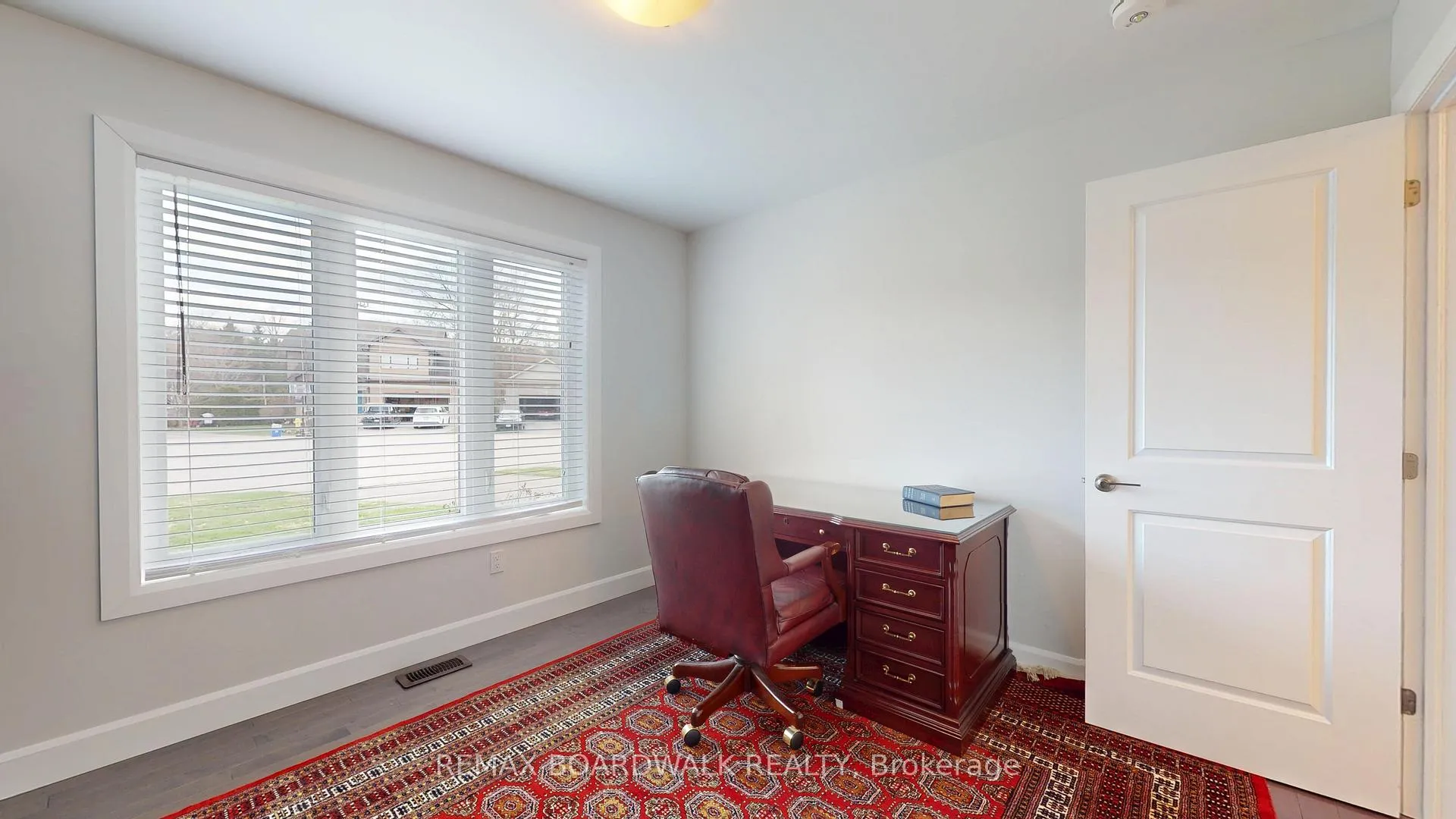 Photo 24 of 19 Donaldson Court, Brockville — HOMEH