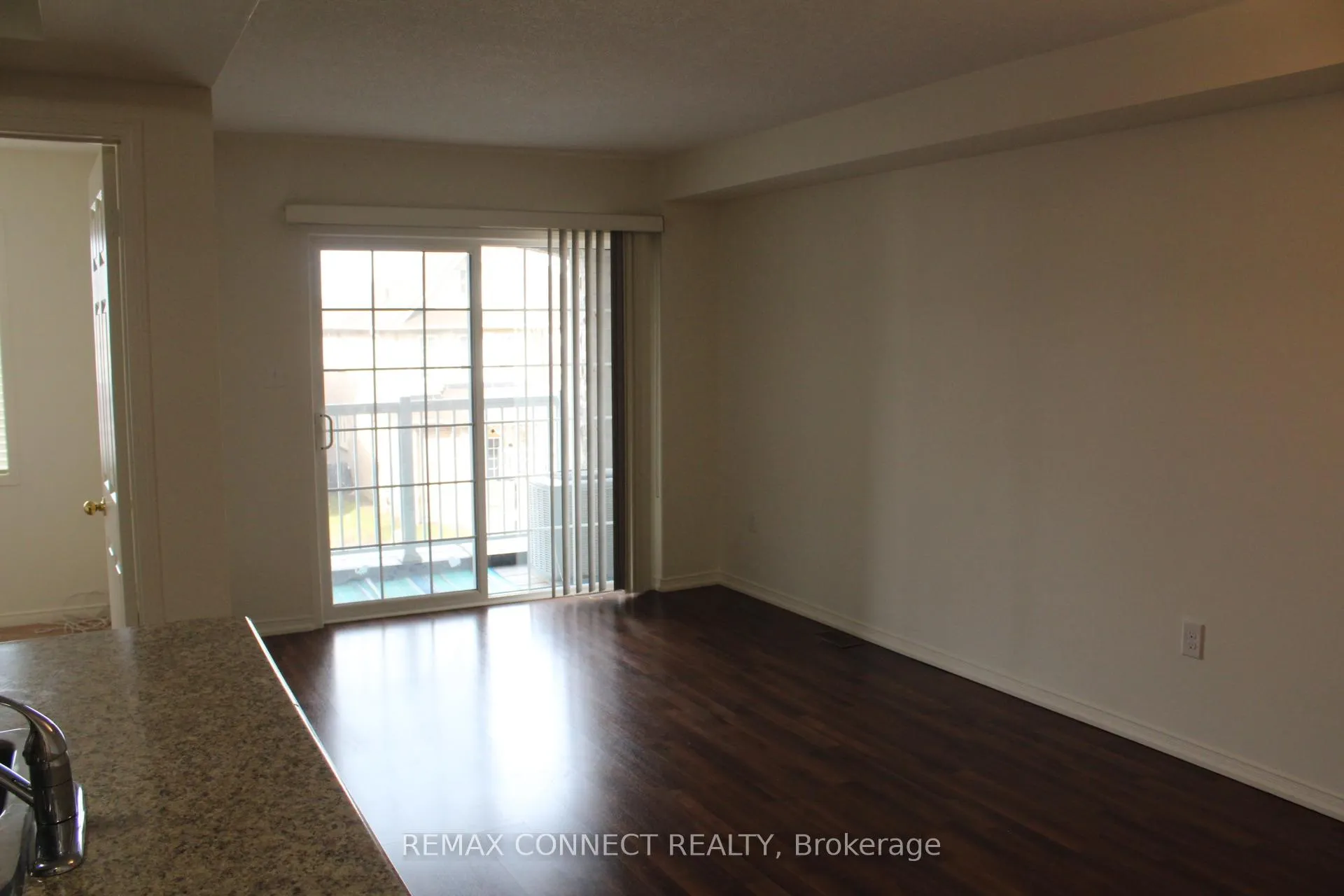Photo 8 of 37 Chaston Road, Ajax, Central East — HOMEH