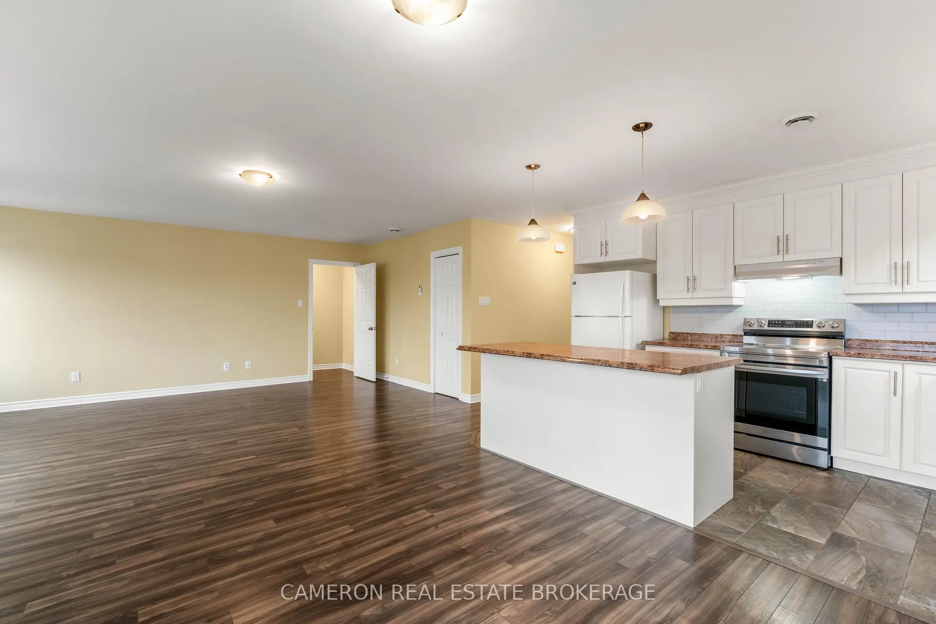 Photo 11 of Unit B, 1230 Cumberland Street, Cornwall — HOMEH