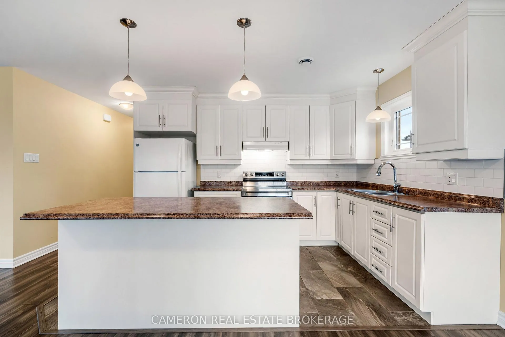 Photo 12 of Unit B, 1230 Cumberland Street, Cornwall — HOMEH