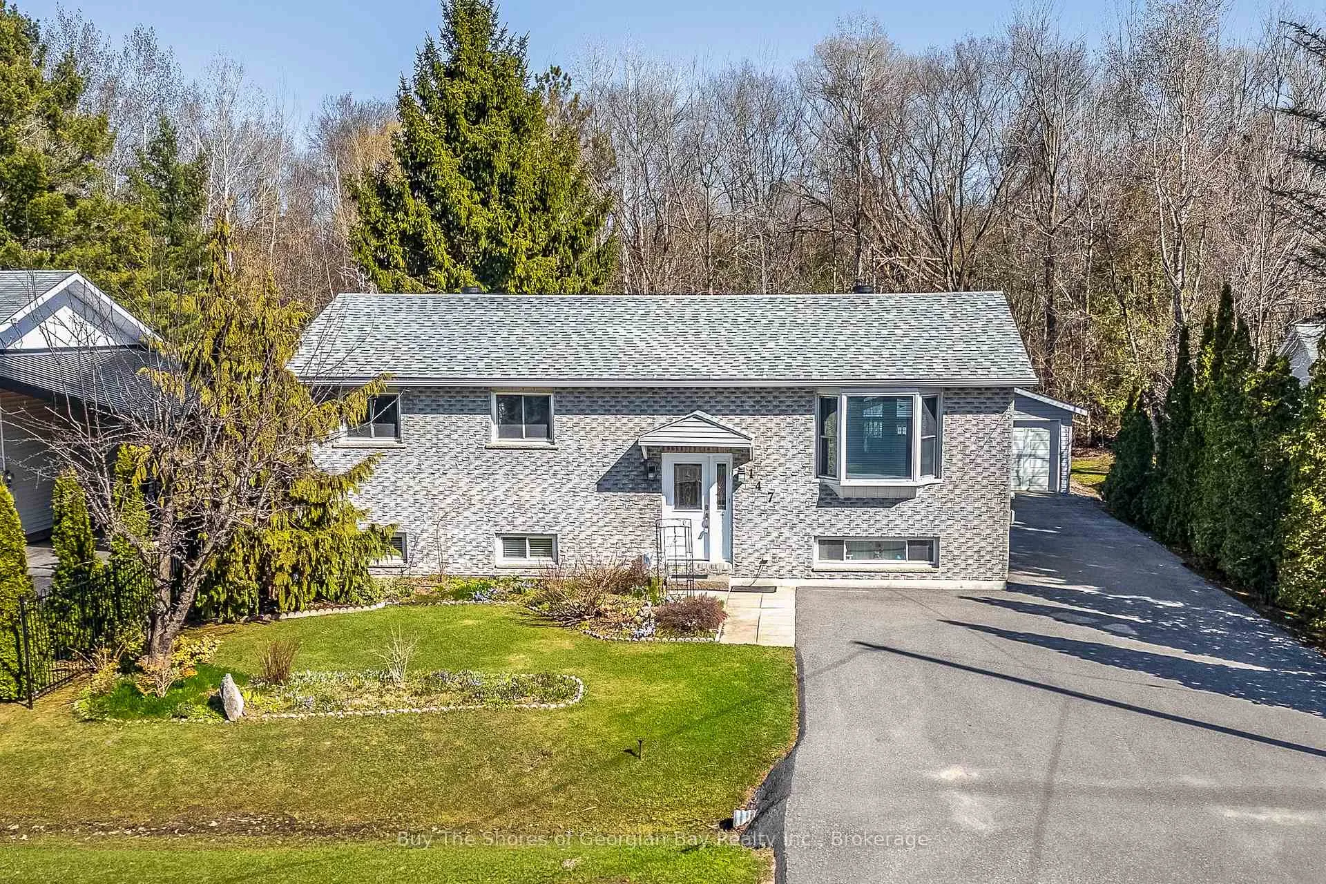 Photo 1 of 147 Lumber Road, Tay, Victoria Harbour — HOMEH