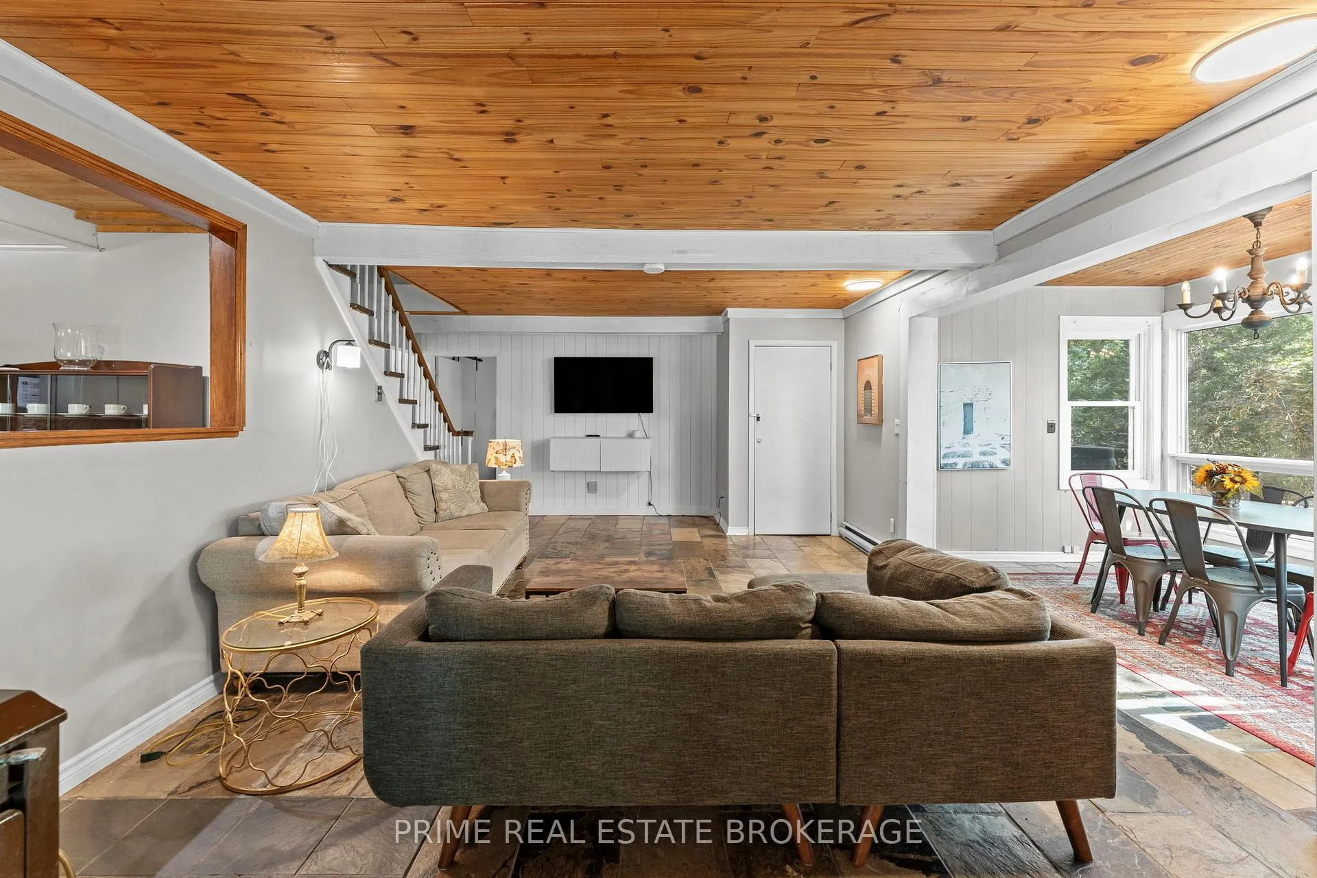 Photo 14 of 7166 Outer Drive, Lambton Shores, Port Franks — HOMEH