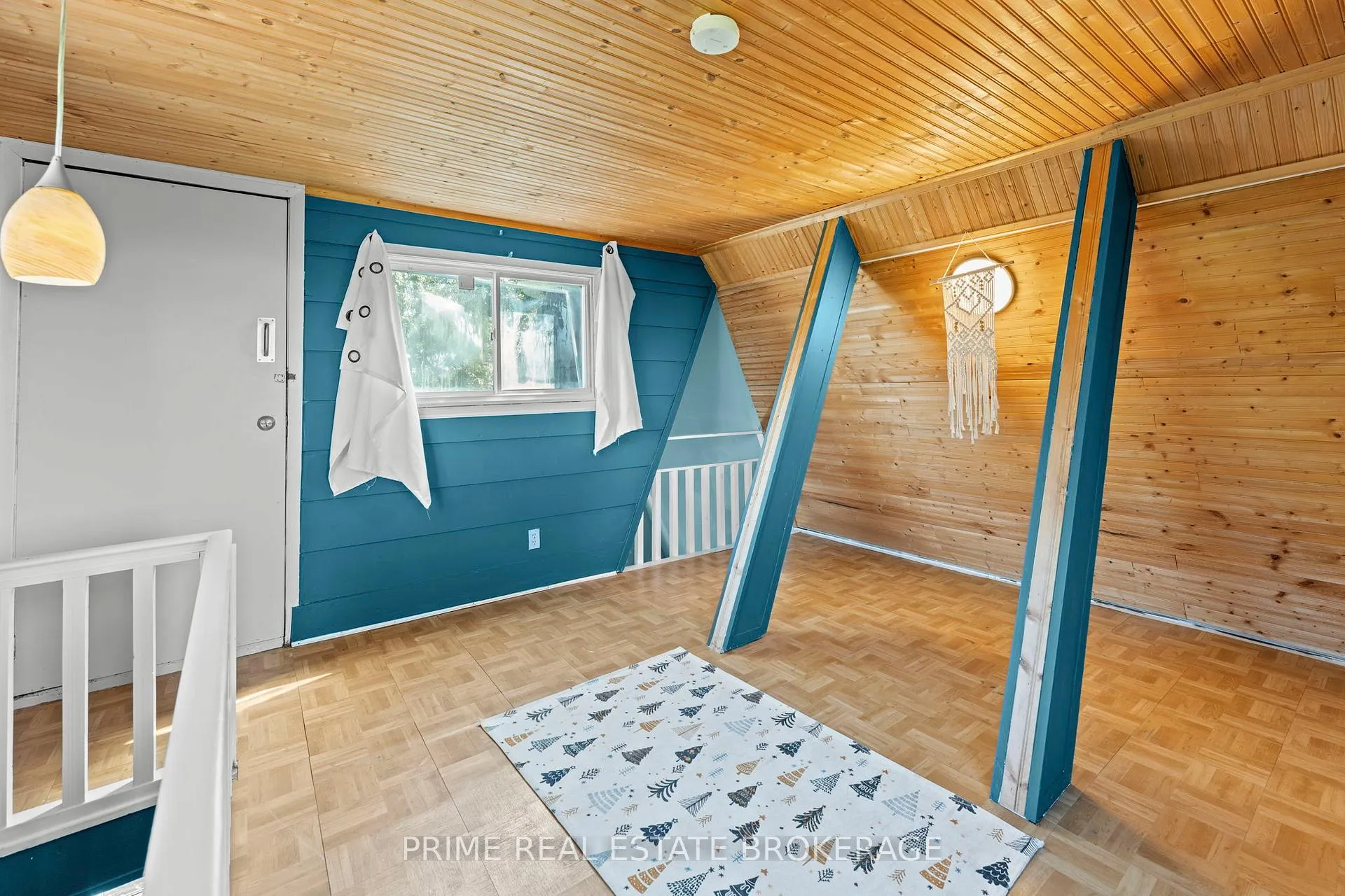 Photo 38 of 7166 Outer Drive, Lambton Shores, Port Franks — HOMEH