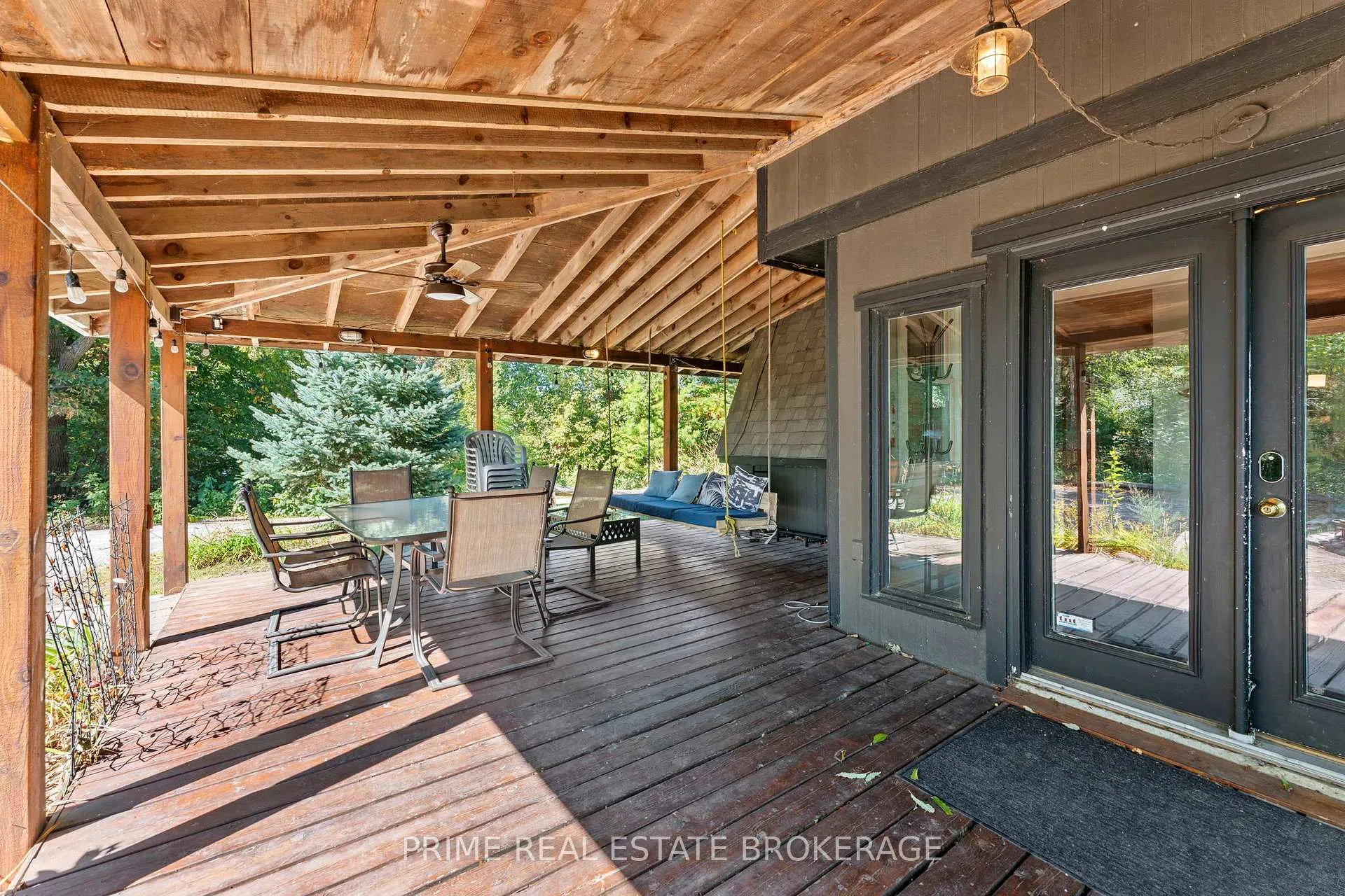 Photo 41 of 7166 Outer Drive, Lambton Shores, Port Franks — HOMEH