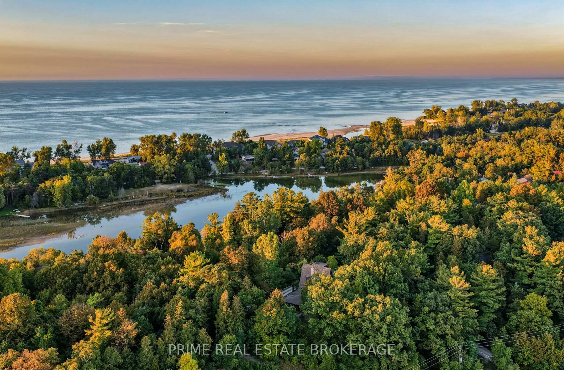 Photo 49 of 7166 Outer Drive, Lambton Shores, Port Franks — HOMEH